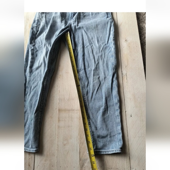 American Eagle Pinstriped Denim Blue Jeans High-rise Size 4 Short - Picture 10 of 10